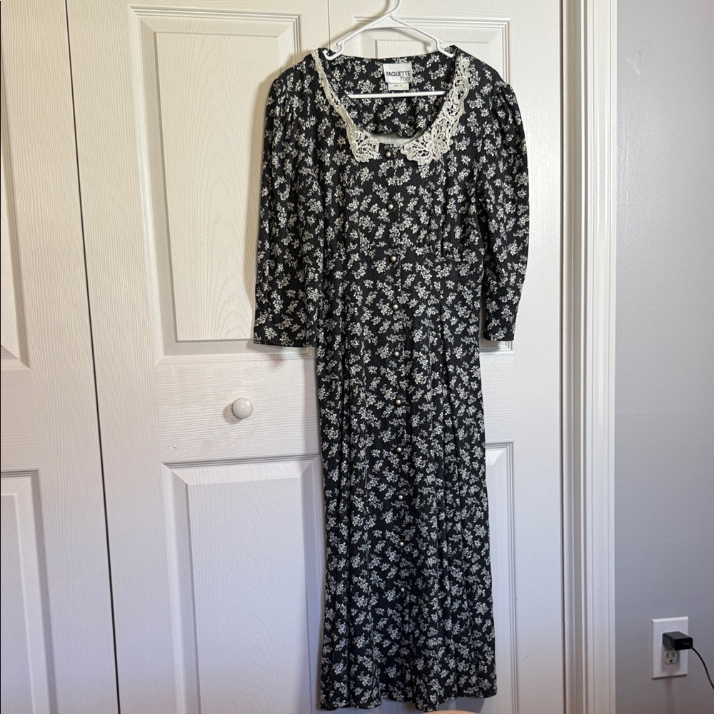 Vintage 80s Paquette Too Black and White Floral 3/4 Sleeve Dress Made in USA